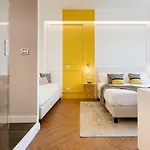 Pensión Birkin Marina Cagliari