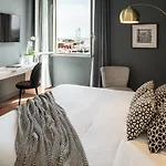 Pensión Birkin Marina 4*