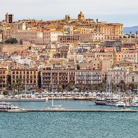 Birkin Marina Pensión 4*