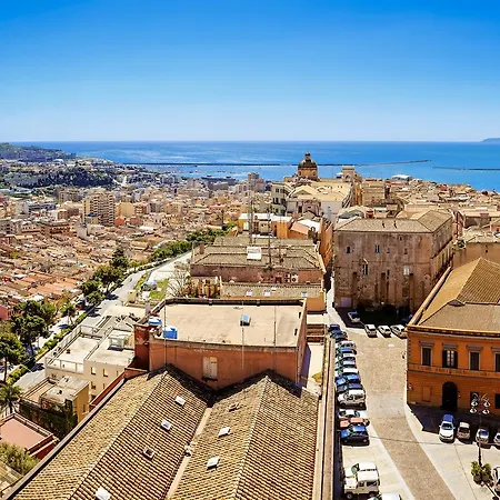 Birkin Marina Pensión 4*