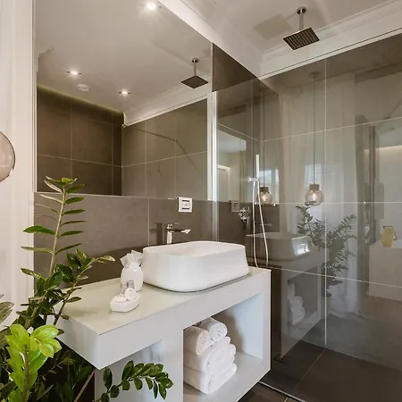 Birkin Marina Pensionat 4*