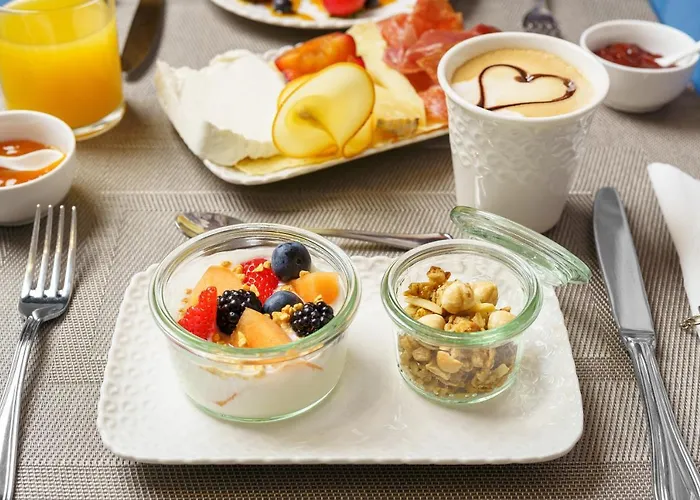 Birkin Marina Casa de hóspedes 4*